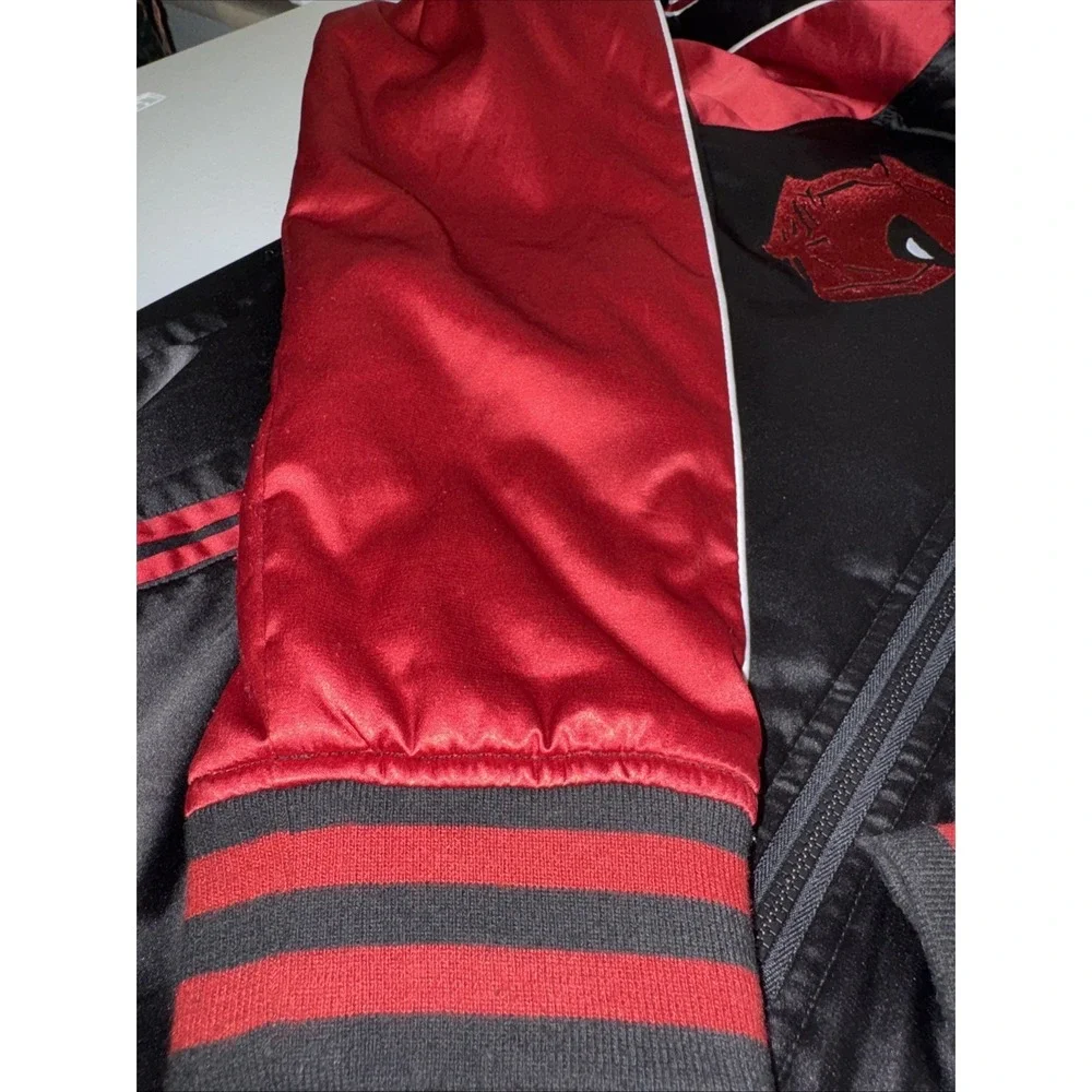Deadpool Bomber Jacket  XL  Extra Large Windbreaker Red & Black Marvel Comics